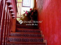 Eladó családi ház, Piliscsabán 457.2 M Ft, 5+3 szobás