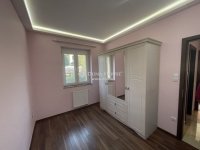 Eladó családi ház, II. kerületben 404.25 M Ft, 9 szobás