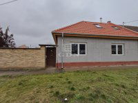 Eladó ikerház, Baján 59 M Ft, 3 szobás / költözzbe.hu