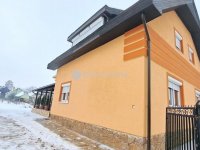 Eladó családi ház, Őrbottyánban 124.9 M Ft, 7 szobás