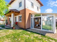 Eladó téglalakás, Gyömrőn 114.9 M Ft, 5 szobás