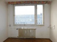 Eladó téglalakás, Pécsett 59.8 M Ft, 3 szobás