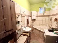 Eladó családi ház, Helvécián 89.99 M Ft, 5 szobás