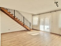 Eladó téglalakás, Gyömrőn, Bimbó utcában 99 M Ft, 4 szobás