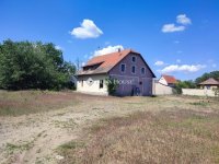 Eladó családi ház, Kecskeméten 68 M Ft, 7 szobás