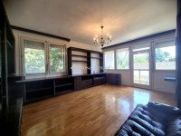 Eladó téglalakás, II. kerületben 109.9 M Ft, 3 szobás