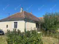 Eladó családi ház, Darnózseliben 49.9 M Ft, 5 szobás