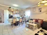 Eladó ikerház, Fácánkerten 30 M Ft, 2 szobás