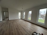 Eladó családi ház, Szigetszentmiklóson 129 M Ft, 5 szobás