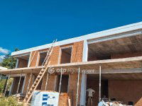 Eladó téglalakás, III. kerületben 136.9 M Ft, 2 szobás