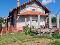 Eladó családi ház, Monoron 94.9 M Ft, 5 szobás