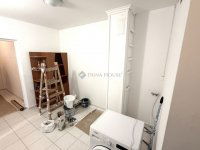 Eladó panellakás, Szegeden 64.5 M Ft, 3 szobás