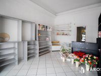 Eladó üzlethelyiség