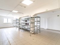 Kiadó ipari ingatlan, Miskolcon, Vágóhíd utcában 325 E Ft / hó