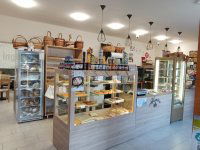 Eladó üzlethelyiség