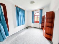 Eladó családi ház, Kiskunlacházán 97 M Ft, 7 szobás