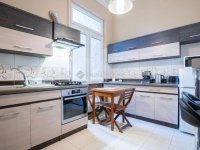 Eladó téglalakás, VI. kerületben 98.5 M Ft, 2 szobás