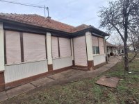 Eladó családi ház, Jászberényben 25 M Ft, 2 szobás