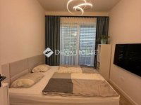 Eladó téglalakás, Pécsett 175 M Ft, 4 szobás