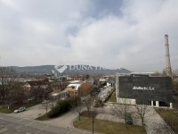 Eladó panellakás, III. kerületben 73.9 M Ft, 2 szobás