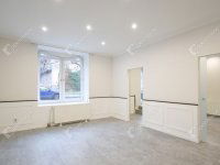 Eladó üzlethelyiség, Szegeden 49.999 M Ft, 2 szobás