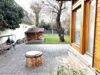 Eladó családi ház, III. kerületben 197.88 M Ft, 5 szobás