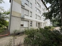 Eladó téglalakás, Kecskeméten 40 M Ft, 2 szobás