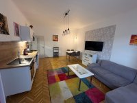 Kiadó téglalakás, albérlet, IV. kerületben, Szent László téren