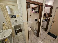 Eladó családi ház, Vecsésen 109.98 M Ft, 6 szobás