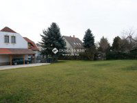 Eladó családi ház, Kecskeméten 140 M Ft, 8 szobás