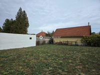 Eladó családi ház, Szekszárdon 99.999 M Ft, 3 szobás