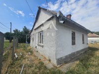 Eladó családi ház, Újszászon 5.9 M Ft, 1+1 szobás