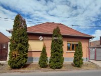 Eladó családi ház, Balassagyarmaton 48 M Ft, 3 szobás