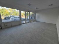 Eladó üzlethelyiség