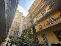 Eladó téglalakás, XIII. kerületben 164 M Ft, 4 szobás