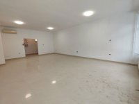 Kiadó üzlethelyiség