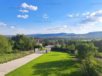 Eladó családi ház, Szentendrén 209.9 M Ft, 5 szobás