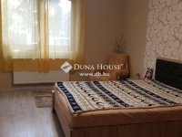 Eladó családi ház, Pócsmegyeren 79 M Ft, 5 szobás