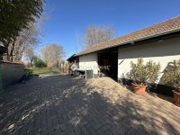 Eladó családi ház, Sáregresen 29.9 M Ft, 2 szobás