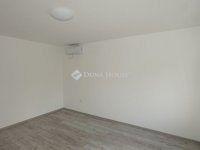 Eladó üzlethelyiség, Zalaszentivánon 130 M Ft, 2 szobás