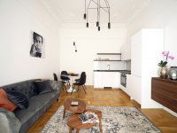 Eladó téglalakás, I. kerületben, Attila úton 150 M Ft, 3 szobás