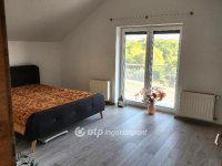 Eladó családi ház, Velencén 215 M Ft, 4+1 szobás