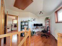 Eladó téglalakás, XXII. kerületben 160 M Ft, 2+2 szobás