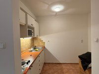 Eladó téglalakás, XIII. kerületben 93 M Ft, 1 szobás