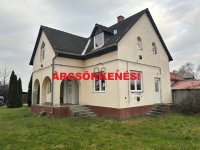 Eladó családi ház, Komorón 20.9 M Ft, 4 szobás