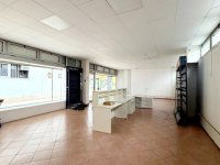 Kiadó üzlethelyiség, Szegeden, Jókai utcában 300 E Ft / hó