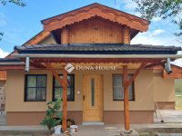 Eladó családi ház, Helvécián 99.95 M Ft, 3 szobás