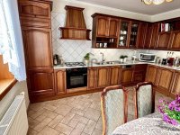 Eladó családi ház, Veresegyházon 189 M Ft, 7 szobás