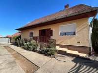 Eladó családi ház, Alsónémediben 119 M Ft, 5+1 szobás