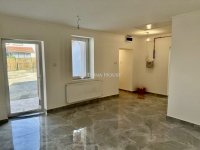 Eladó sorház, Pécelen 59 M Ft, 3 szobás / költözzbe.hu